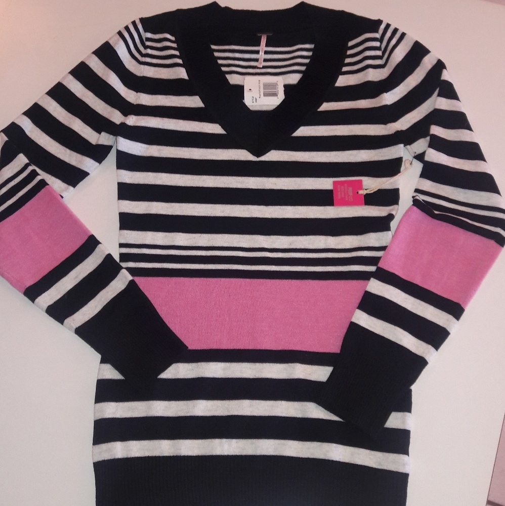 NWT POOF sweater
